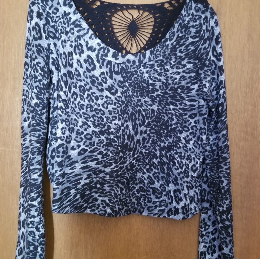 80's crop leopard print soft top